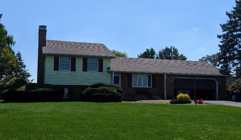 2540 South Cherry Lane Ronks